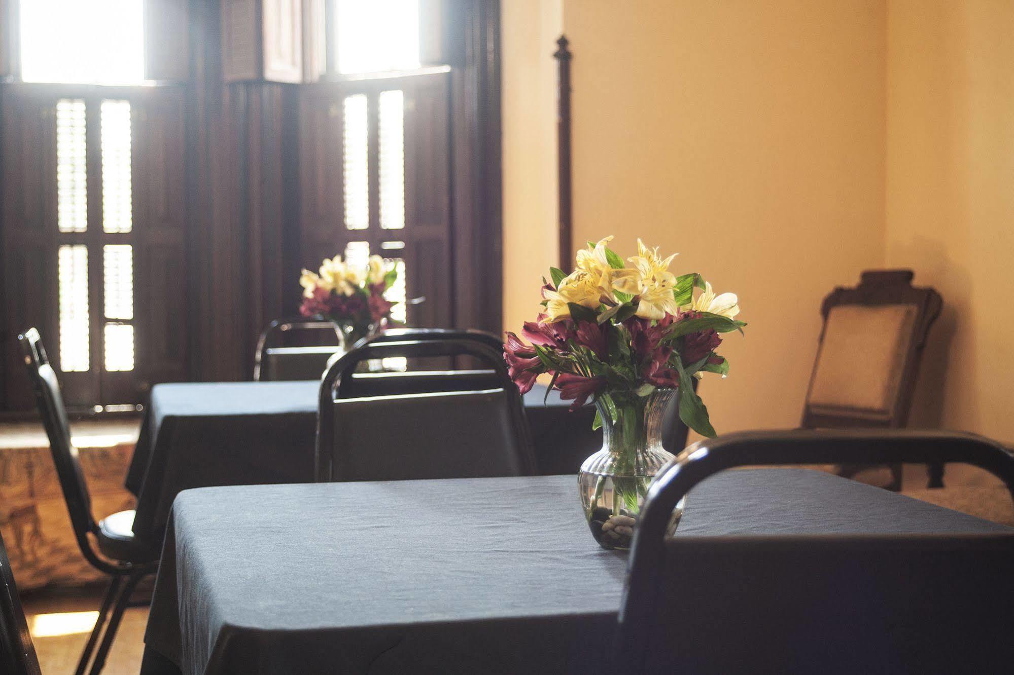 The Mitchell House Bed And Breakfast Circleville Экстерьер фото