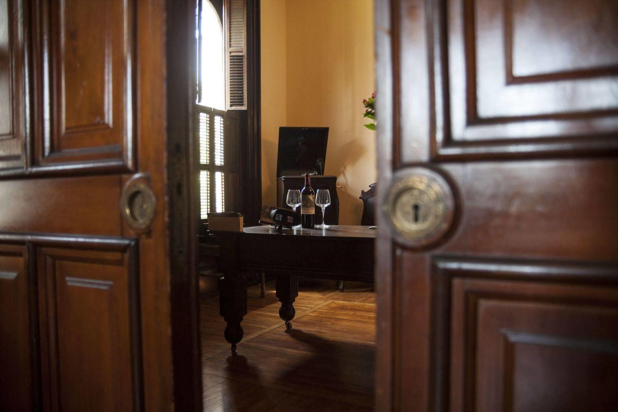 The Mitchell House Bed And Breakfast Circleville Экстерьер фото
